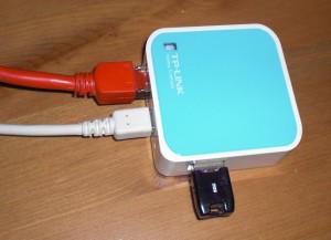 tp-link wr703n with thumbdrive